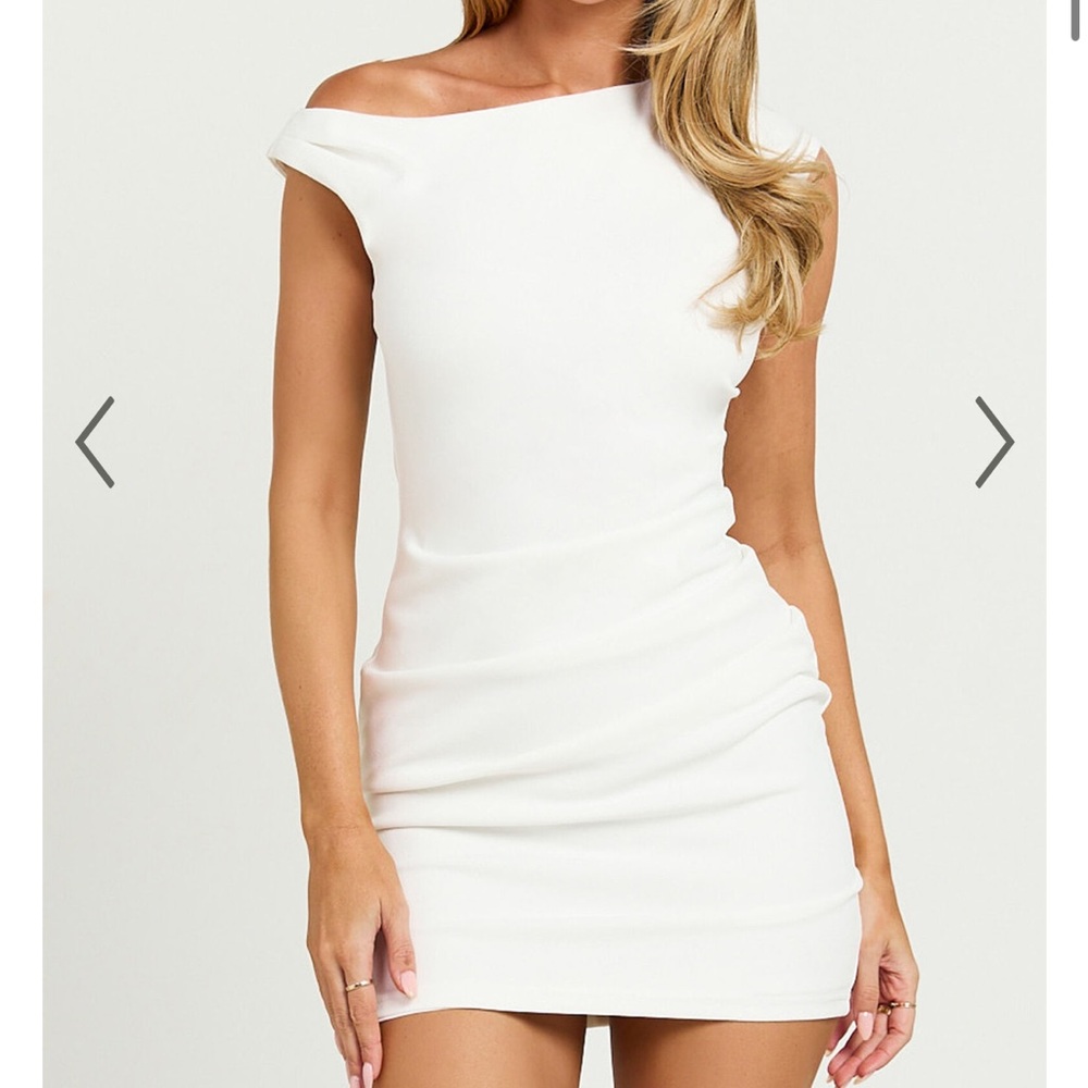 VILMA MINI DRESS - ONE SHOULDER BODYCON DRESS IN WHITE